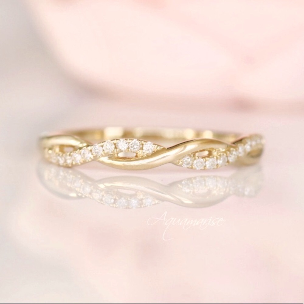 10k yellow gold diamond twist band
